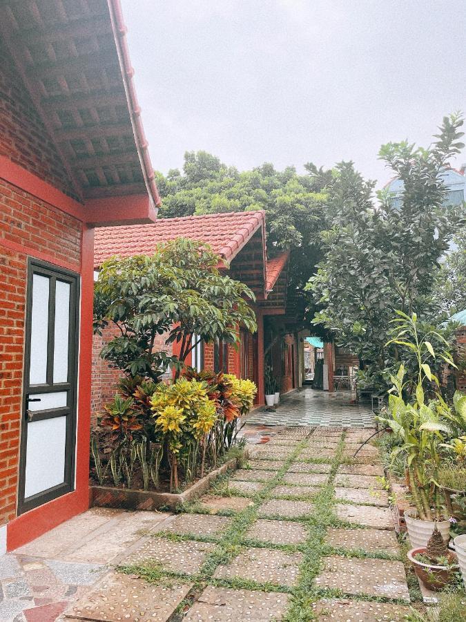 Downtown Backpacker Hostel นิญบิ่ญ ภายนอก รูปภาพ