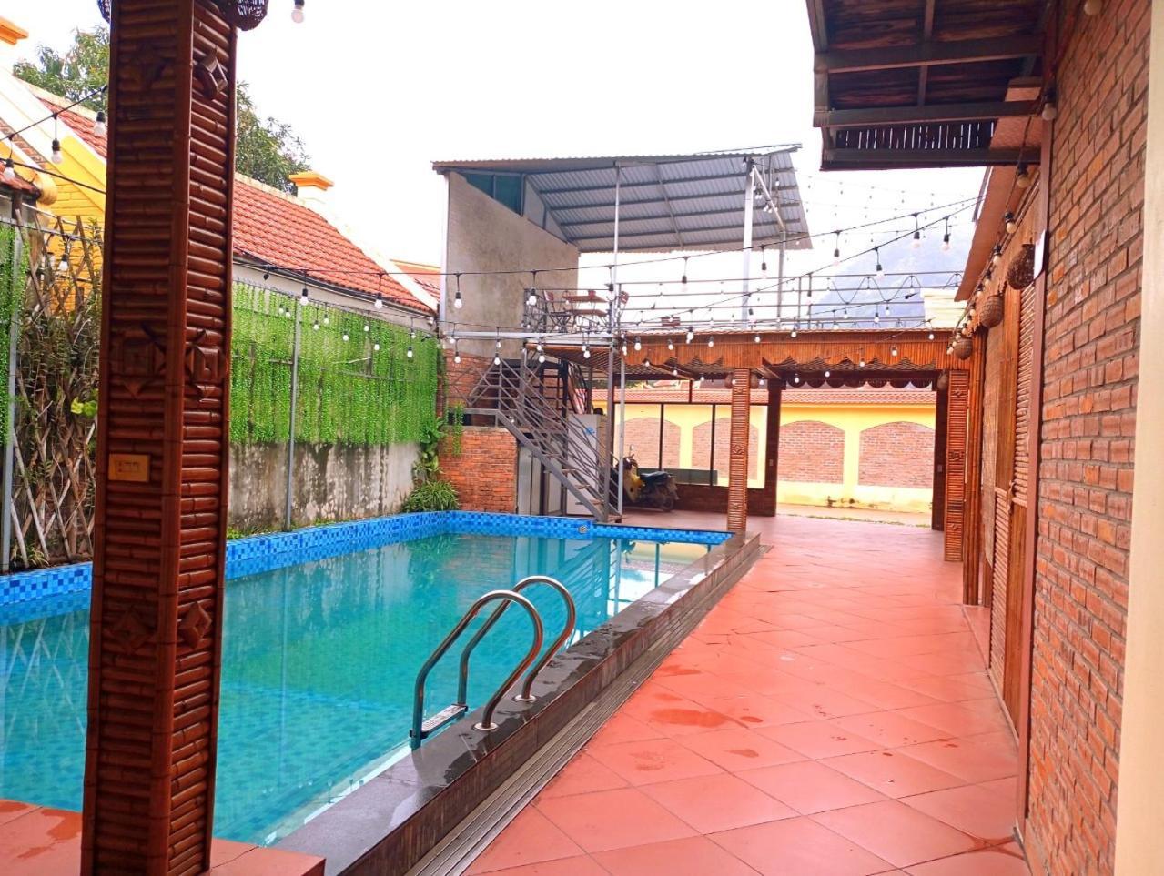Downtown Backpacker Hostel นิญบิ่ญ ภายนอก รูปภาพ