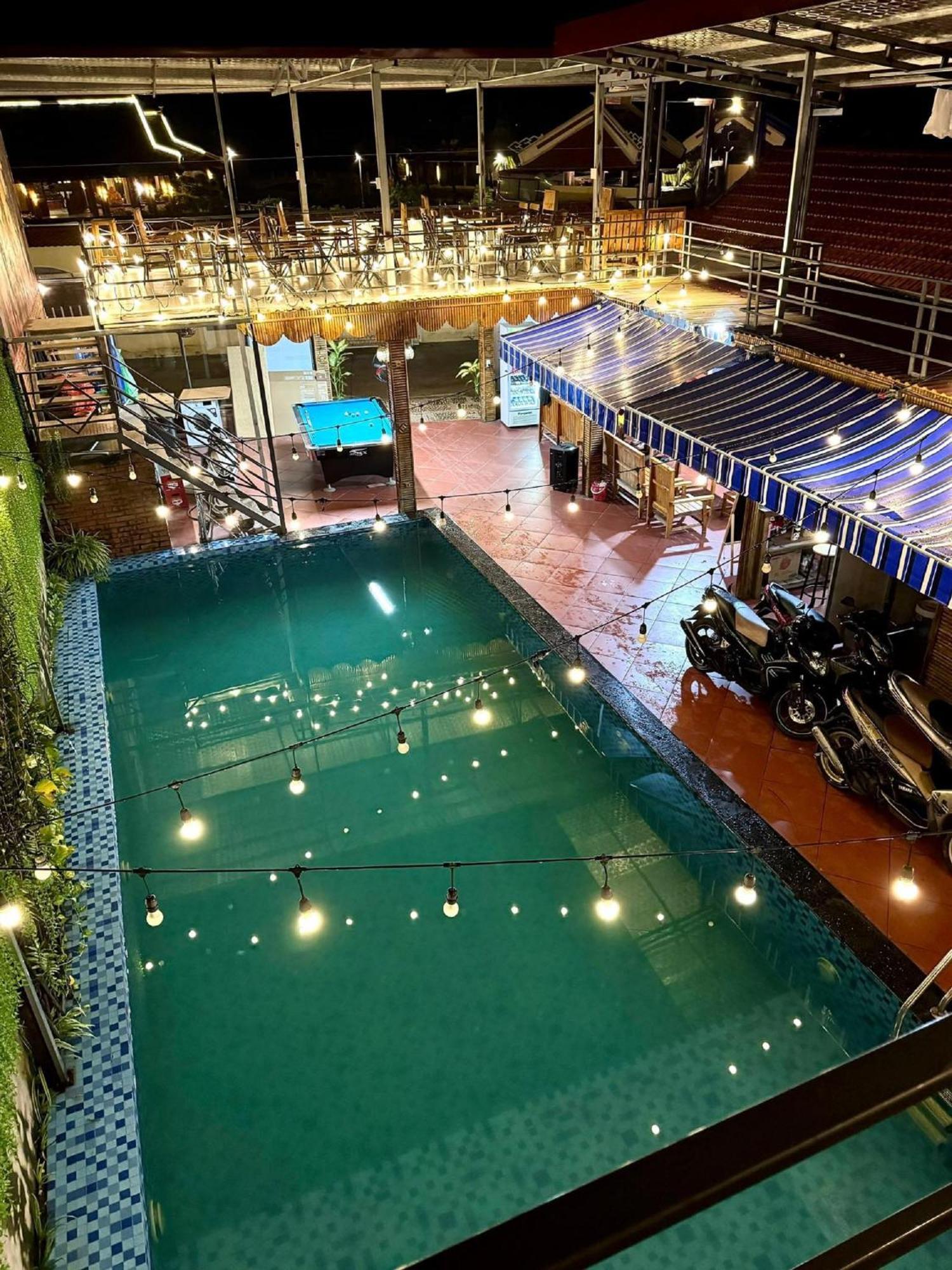 Downtown Backpacker Hostel นิญบิ่ญ ภายนอก รูปภาพ